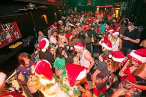 Feel Warm and Fuzzy at the Santa Monica Christmas Pub Crawl Feel Warm and Fuzzy at the Santa Monica Christmas Pub Crawl