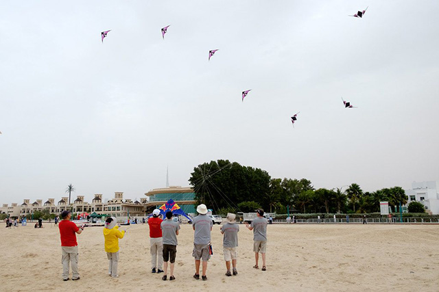 Kite Beach Dubai, TravelSages